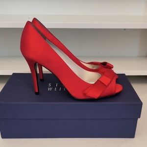 Stuart Weitzman Bowover Red Satin Peep Toe Heel Size 6.5M